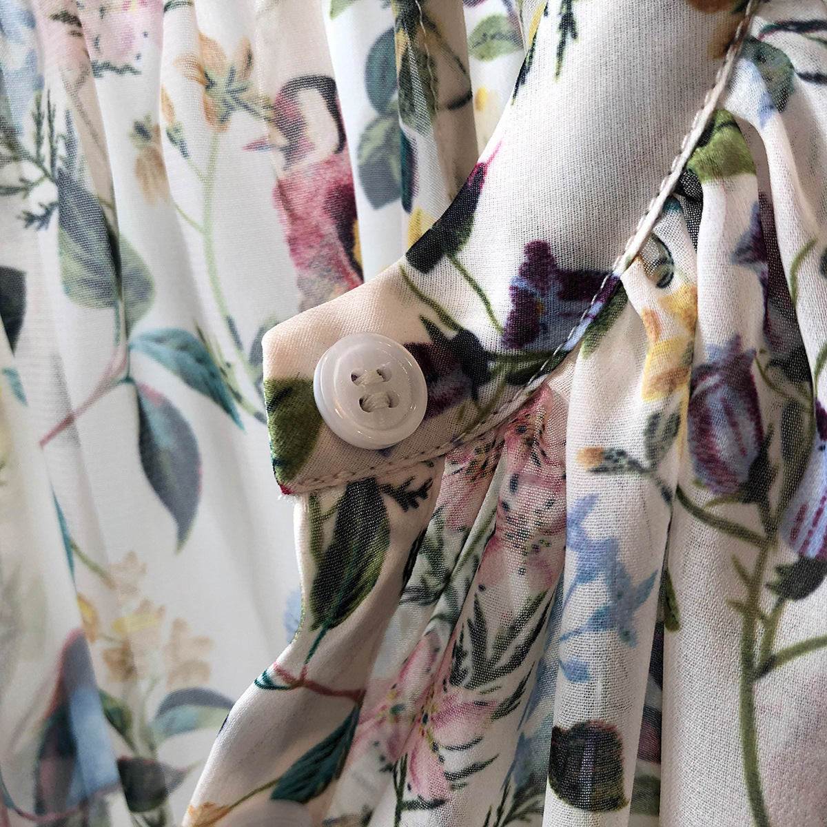V-neck chiffon floral shirt