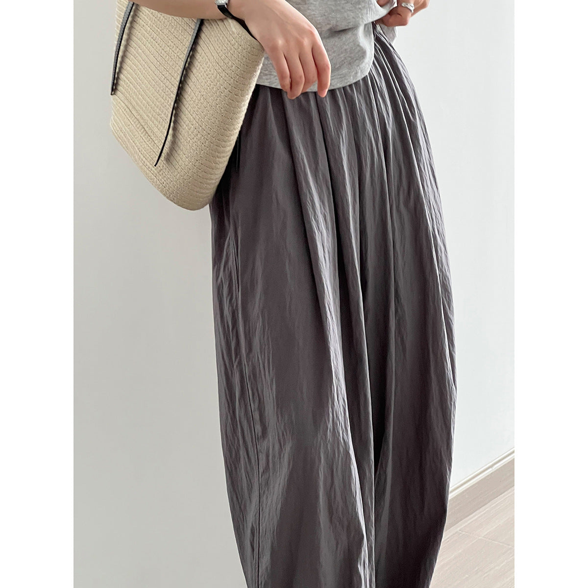 Thin loose fitting casual pants
