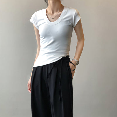 Elastic u-neck t-shirt top