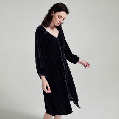 V-neck velvet nightgown