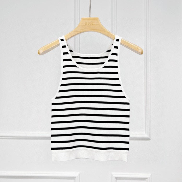 Knitting striped camisole